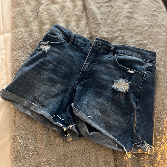 || Jean shorts || - Picture 1 of 2